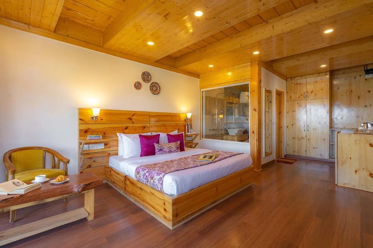 Stayvista At Sarog Cottage At Daafi With Bonfire Shimla