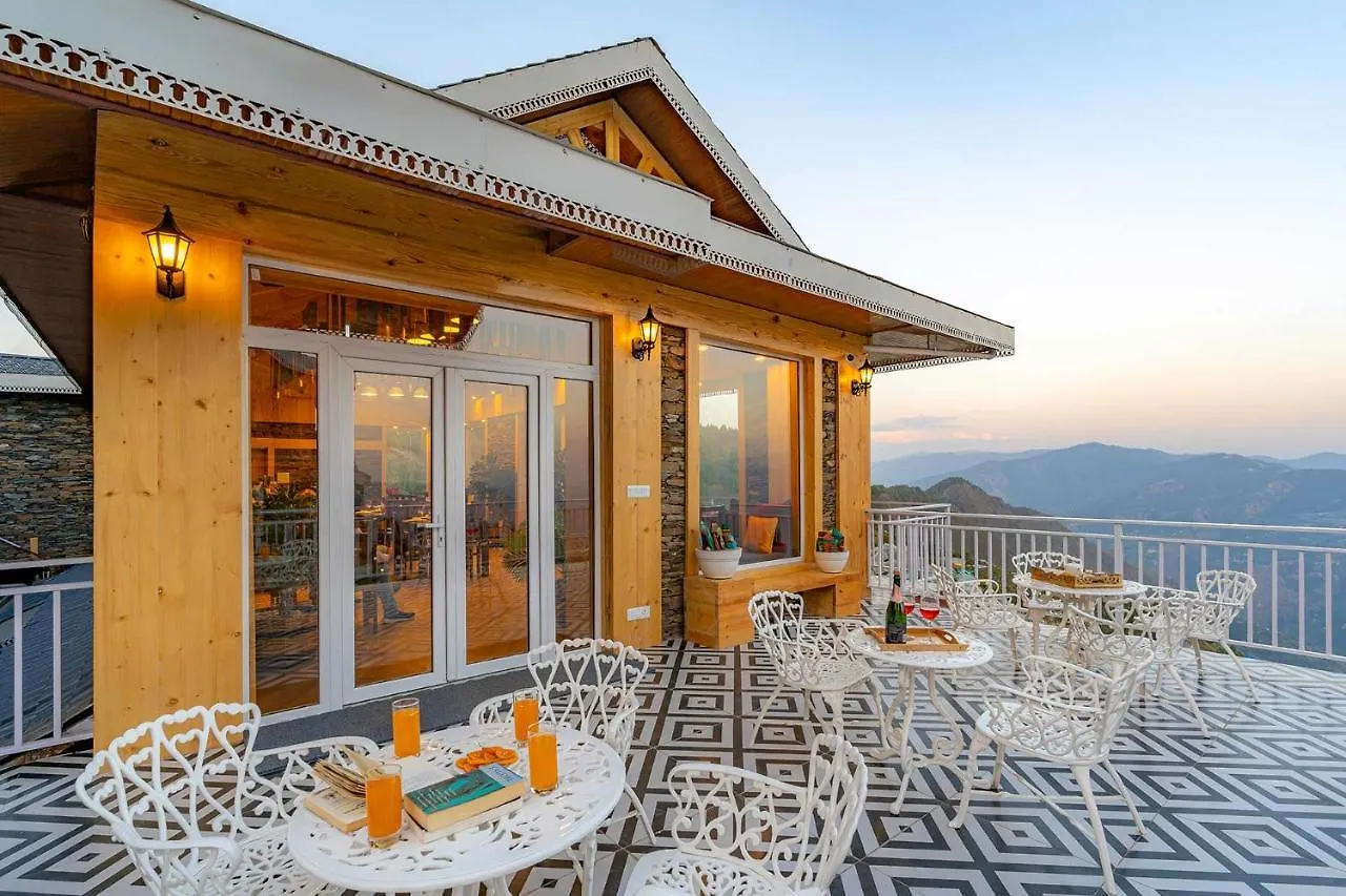 Villa Stayvista At Sarog Cottage At Daafi With Bonfire Shimla